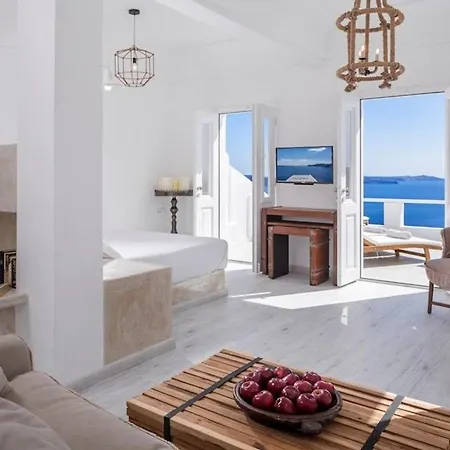 Luxury Santorini Pure Bliss Outdoor Plunge Pool Calderaview *