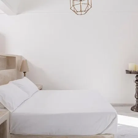 Luxury Santorini Pure Bliss Outdoor Plunge Pool Calderaview *